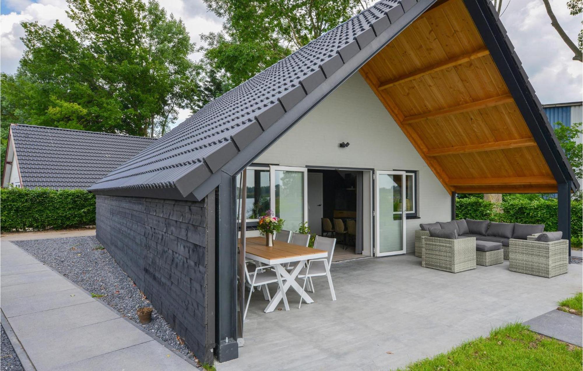 3 Bedroom Gorgeous Home In Kerkdriel Extérieur photo